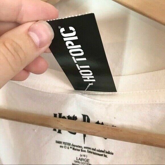 Harry Potter NWT Women's Junior Large White V-Neck 100% Cotton Graphic Shirt - Picture 4 of 7